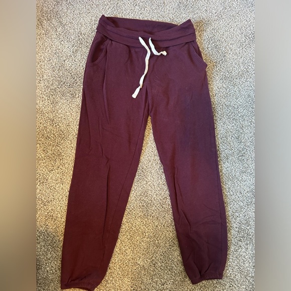 Aerie Maroon joggers cotton with draw string - Picture 1 of 4